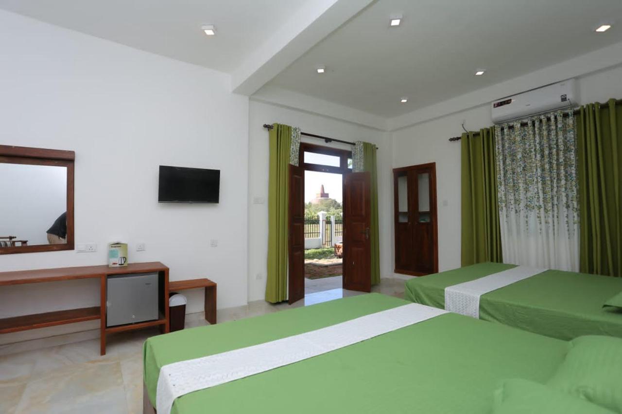 Green Shield Resort アヌラーダプラ エクステリア 写真